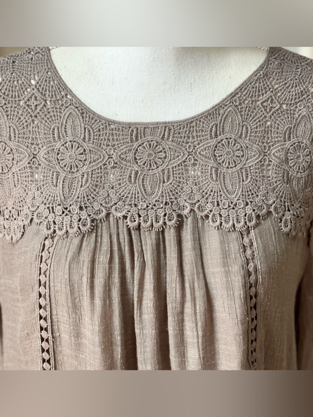 Boho Crochet Lace Yoke Blouse Taupe Flowy Peasant Top Medium - Picture 2 of 8